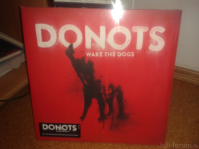 Donots - Wake The Dogs