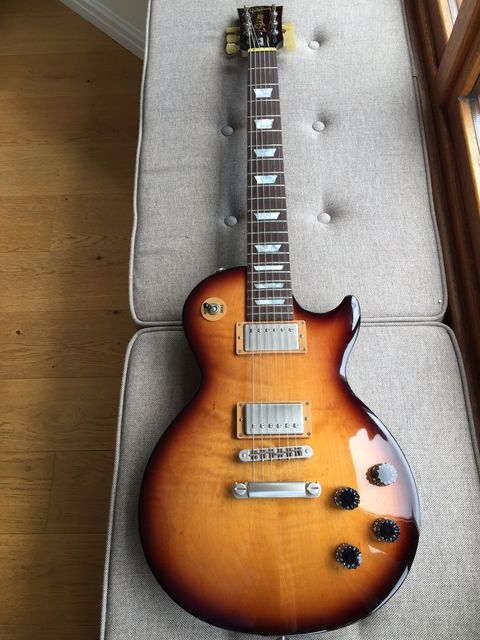 Gibson Les Paul Studio 2015 Desert Burst  57