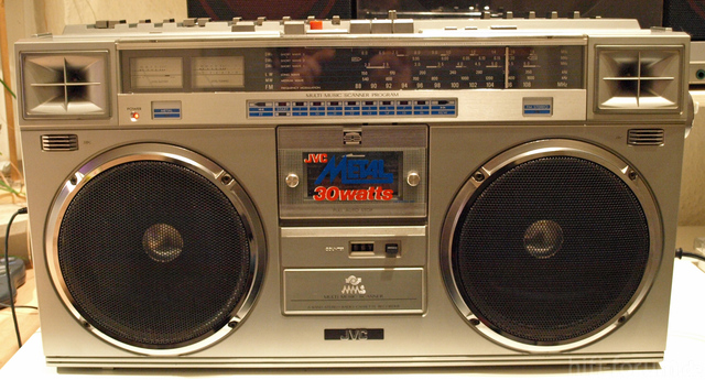 JVC RC M70 Front