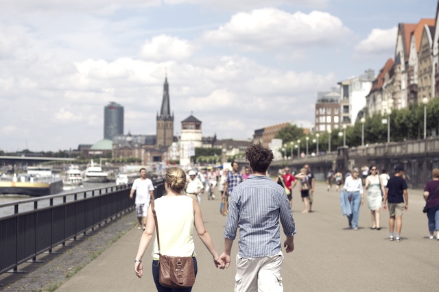 Rheinuferpromenade