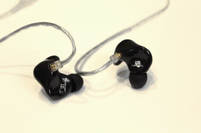 Universal IEM In-Ear StageDiver 3