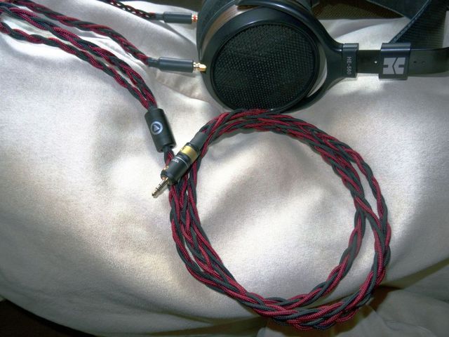 Black_Red_Braid_OE_Audiosysteme_03