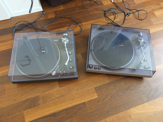 Technics SL-1900 Und SL-1300