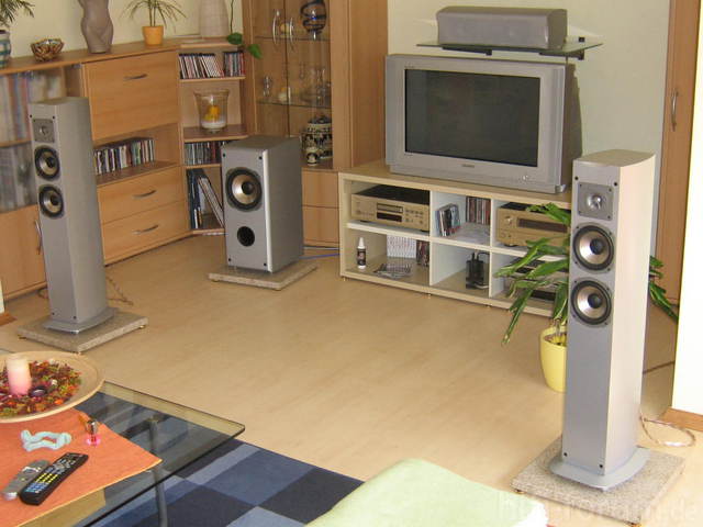Denon VS. Quadral