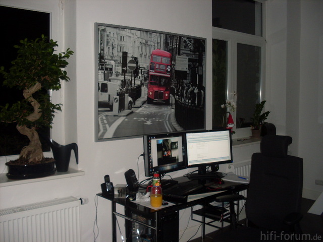 Unaufgeräumter PC-Platz