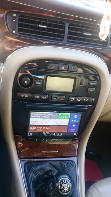 AVH-X  App Radio Mode