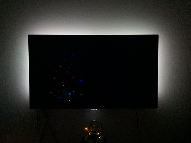 7101 Ambilight Schwarz