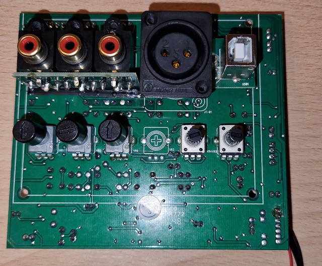 ARTist 5 Preamp Back