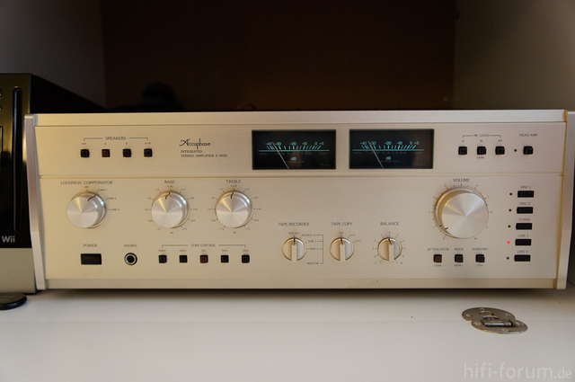 Accuphase E-303X