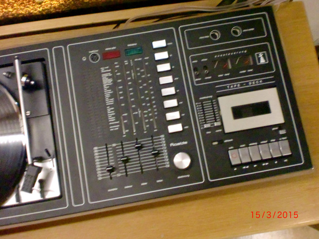 DUAL 1222 Stereoanlage 