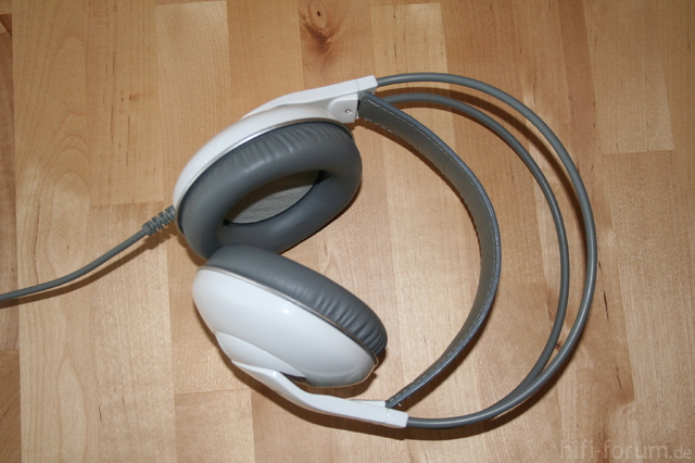 AKG K 530