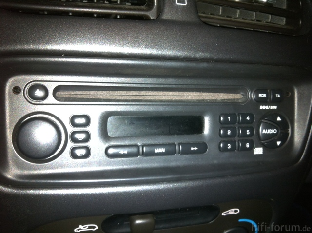Altes Autoradio