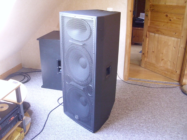 Wharfedale Delta 215