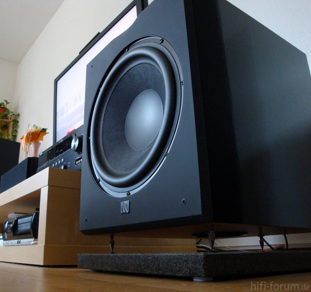 Acoustic Research Helios W30a