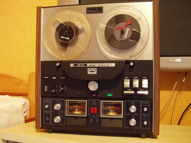 Akai GX 260D 001