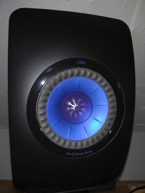 KEF LS50