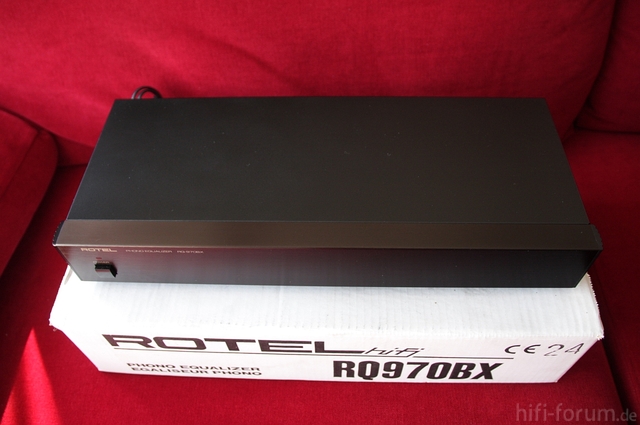 Rotel RQ 970 BX Oben