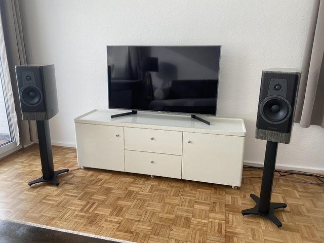 Dynaudio Contour 20