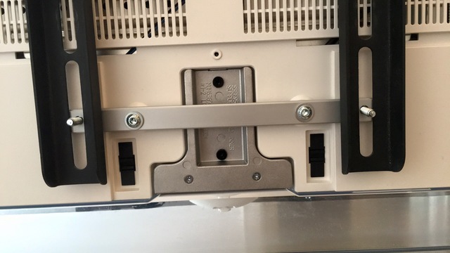 LG 55EF9509 Wandhalterung