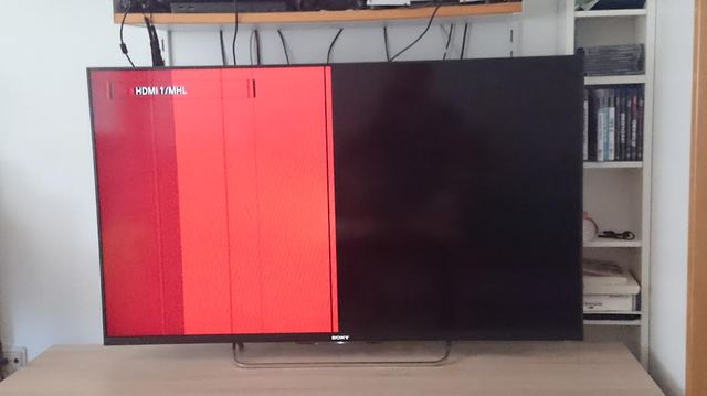 Fernseher Roter Streifen