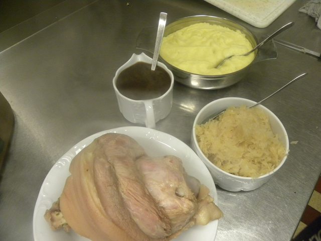 15777058 240229363077778 973264661858859206 O