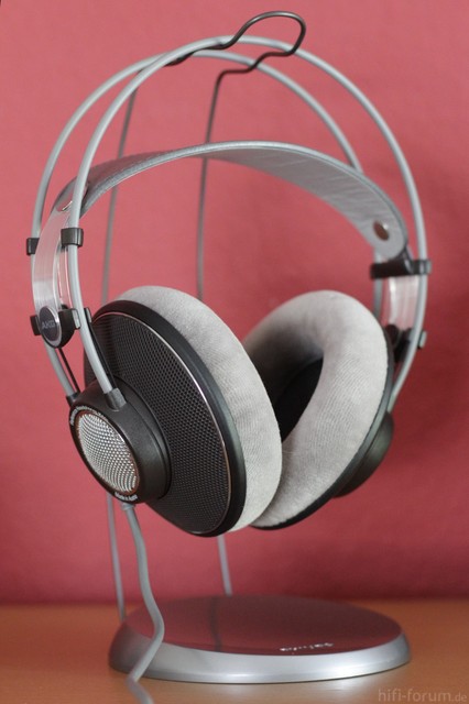 AKG K 601