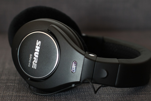 Shure SRH 840