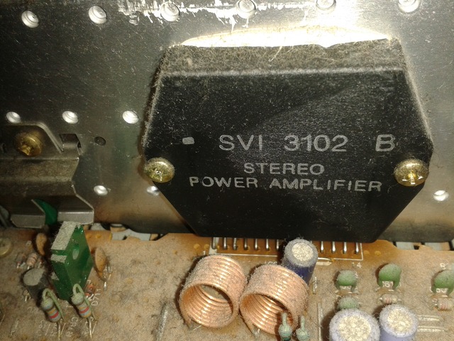 STEREO POWER AMPLIFIER SVI3102B