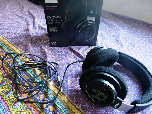  Philips SHP 9500 