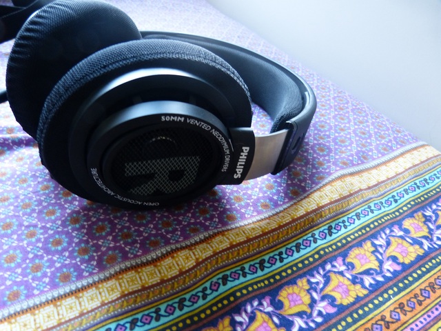  Philips SHP 9500 