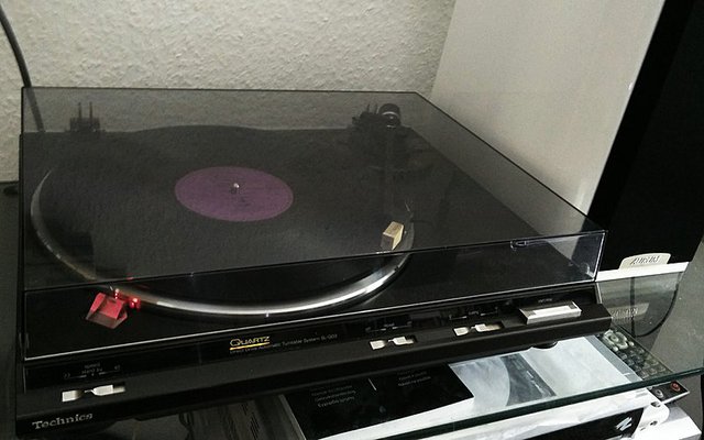 Technics SL-QD 33, 