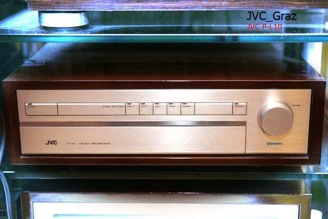 JVC P-L10