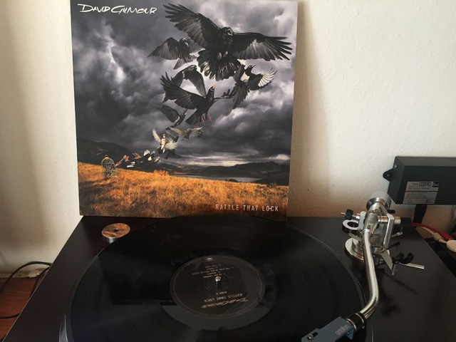  David Gilmour ?– Rattle That Lock 