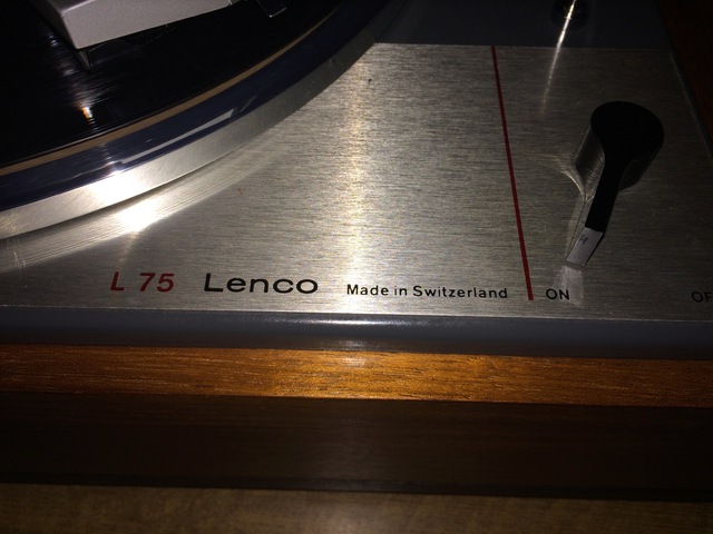 Lenco L75