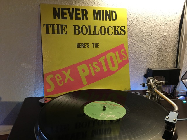 Sex Pistols - Never Mind The Bollocks Here\'s The Sex Pistols