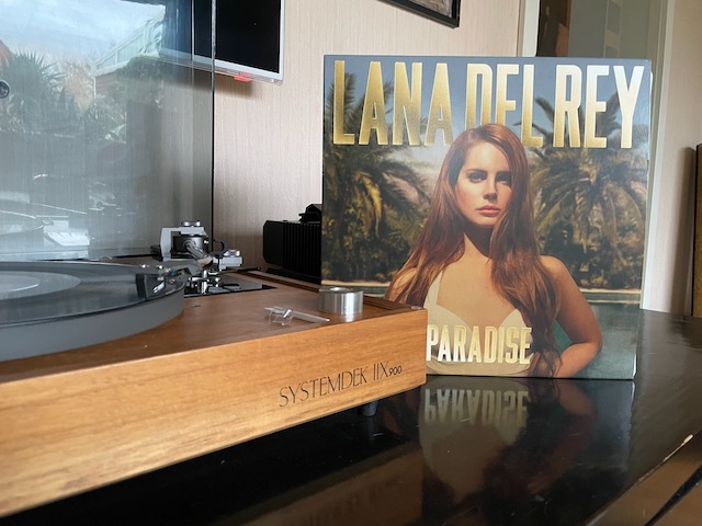 Lana Del Rey Paradise