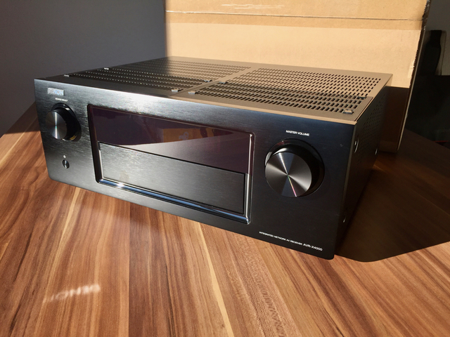 Denon AVR-X4000 01