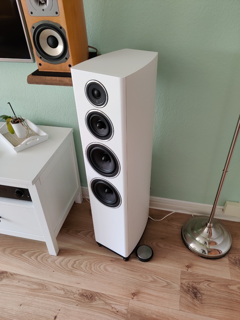 Wharfedale Diamond 11.4