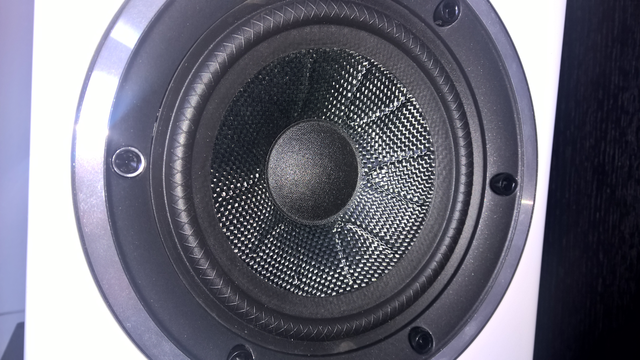 Wharfedale Diamond 220