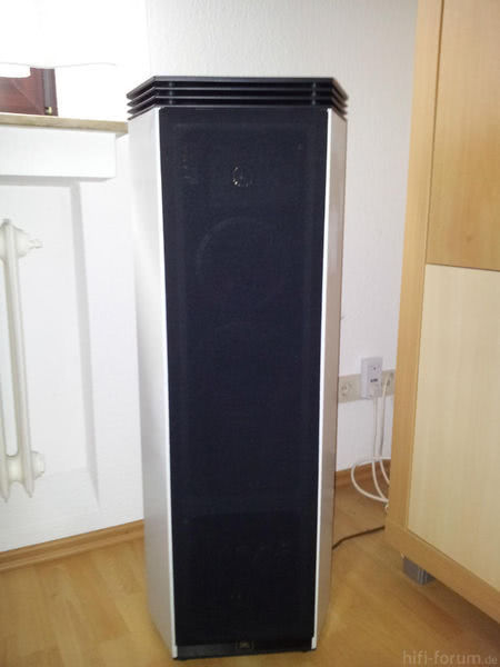 JBL HP 530
