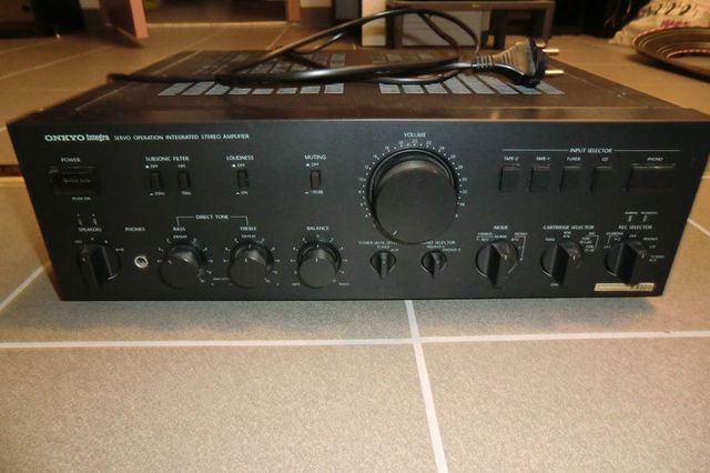 Onkyo A 8300