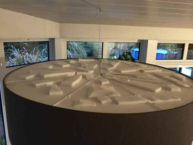 Tom Lampe Schaumstoff