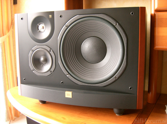 JBL L90 4