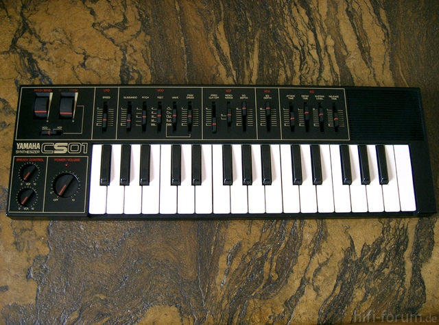 Yamaha cs 01 1