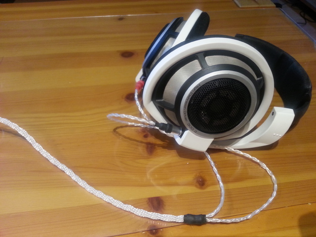 HD800