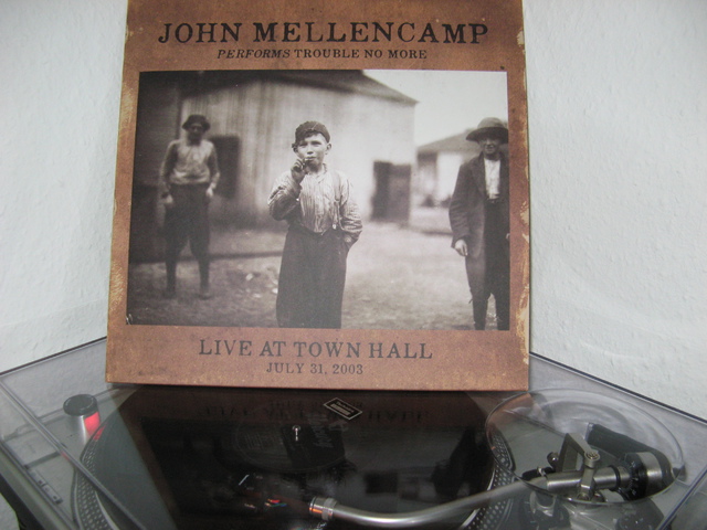 John Mellencamp - Performs Trouble No More