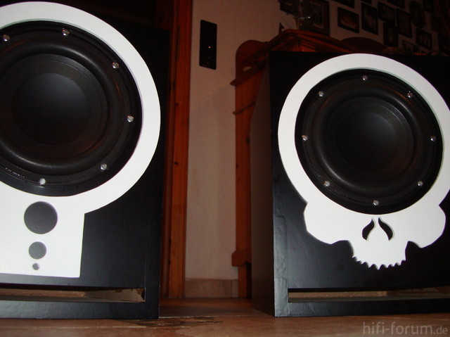 Bau 11, Fertige Subwoofer