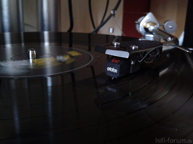 Pro-Ject Debut II mit SME 3009 Improved und Ortofon VM Red (2)