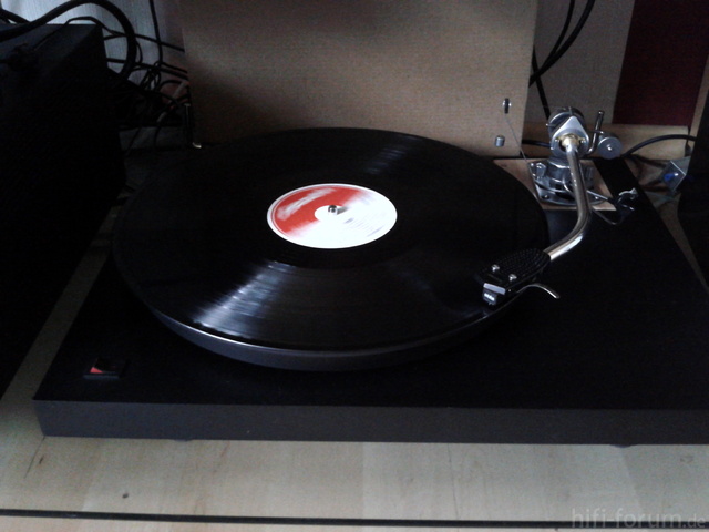 Pro-Ject Debut II Mit SME 3009 Improved Und Ortofon VM Red (4)