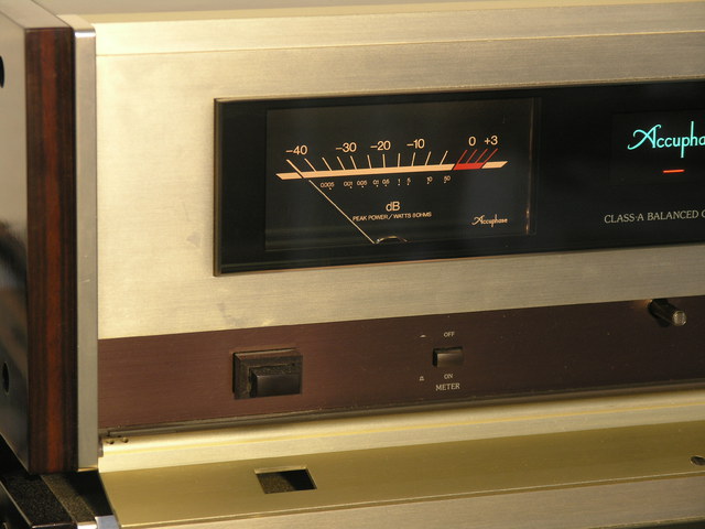 Accuphase P-102